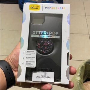 Otter box pop for iPhone 11 Pro Max